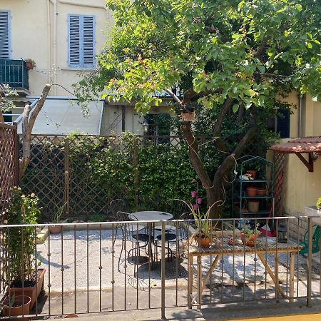 Appartamento Indipendente Con Giardino Fralu Florenz Exterior foto